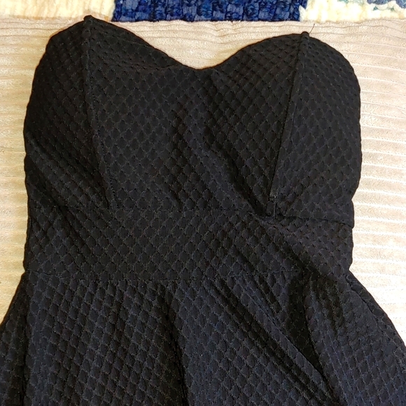 Spring/Summer dress - Picture 3 of 3